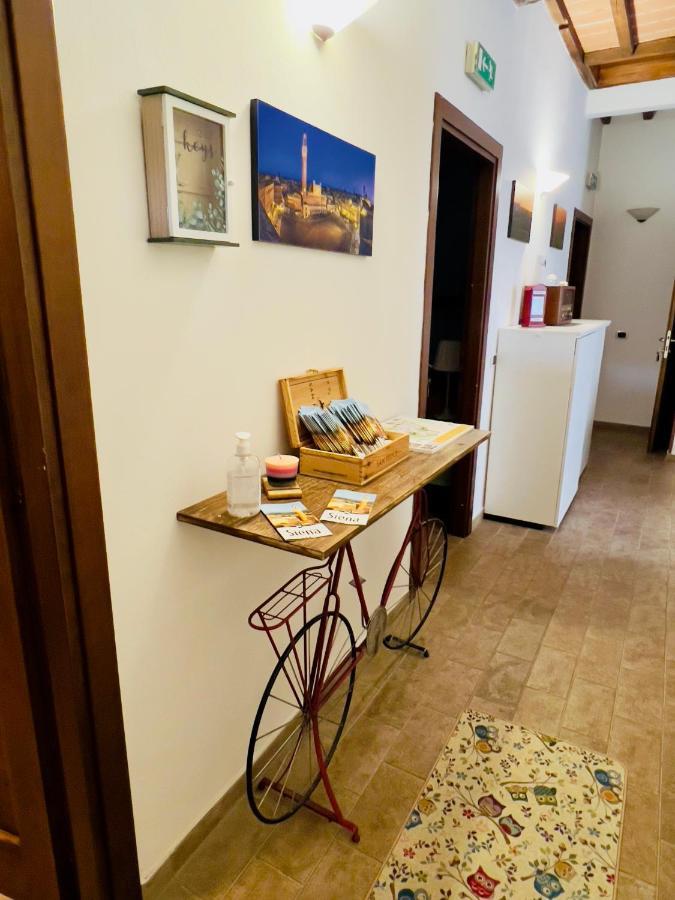 Podere La Miniera Relax & Food Siena Exteriör bild